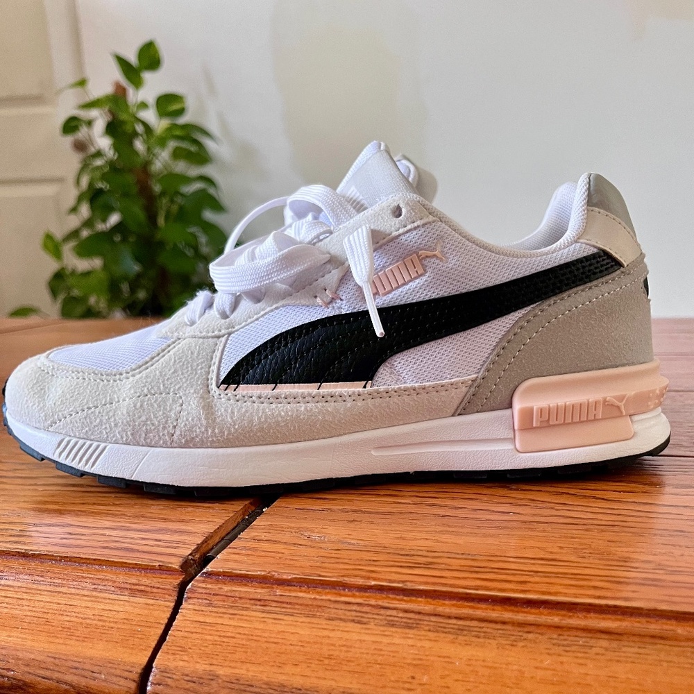 PUMA Women's Graviton Sneakers